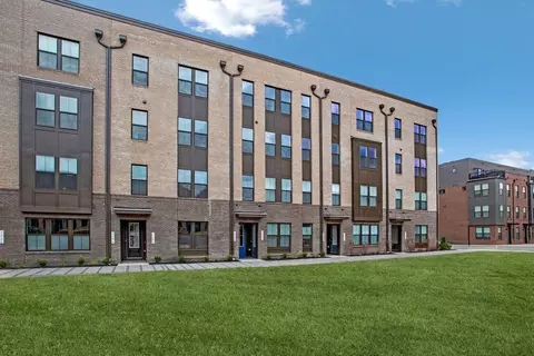 2622 W Peninsula Dr # A, Baltimore, MD 21230