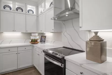 Kitchen - 717 Villa Ticino Dr, Manteca, CA 95337 photo 1 of 1