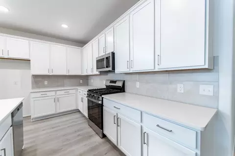 Kitchen - 1722 Navigation Ln, Angleton, TX 77515 photo 2 of 19