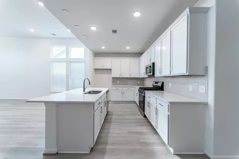 Kitchen - 1722 Navigation Ln, Angleton, TX 77515 photo 1 of 19