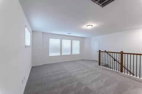 Living - 1722 Navigation Ln, Angleton, TX 77515 photo 6 of 14