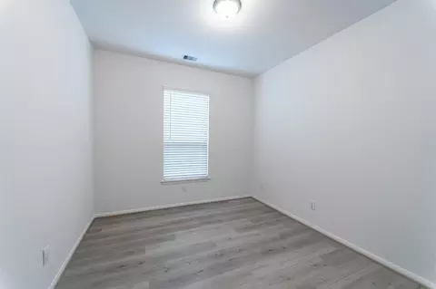 Bedroom - 1722 Navigation Ln, Angleton, TX 77515 photo 1 of 14