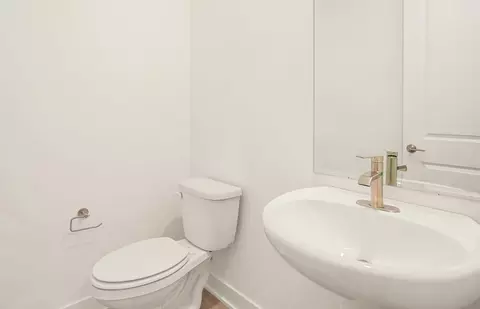 Bath - 20341 90th Dr NE UNIT F, Bothell, WA 98011 photo 3 of 3
