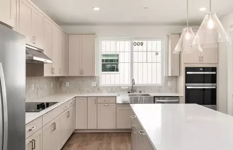 Kitchen - 20341 90th Dr NE UNIT F, Bothell, WA 98011 photo 3 of 3