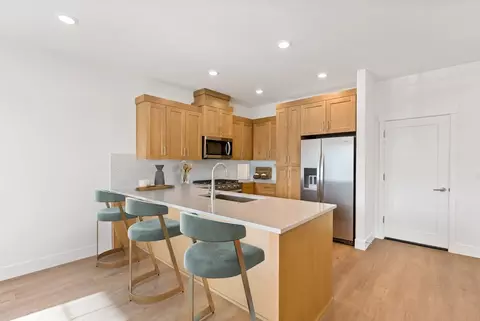 Kitchen - 20746 SE Scout Pl, Bend, OR 97702 photo 1 of 1