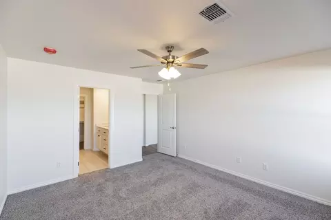 Bedroom - 2800 Heather Hvn, Moore, OK 73160 photo 2 of 15