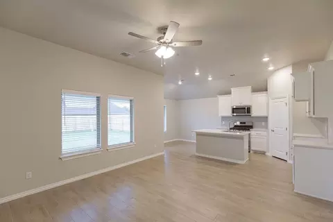 Living - 2800 Heather Hvn, Moore, OK 73160 photo 7 of 13
