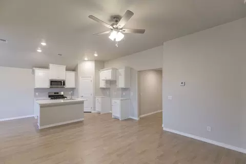 Living - 2800 Heather Hvn, Moore, OK 73160 photo 8 of 13