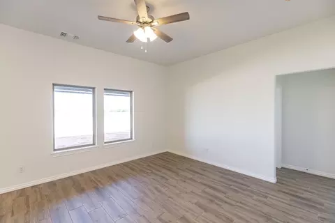 Living - 2800 Heather Hvn, Moore, OK 73160 photo 3 of 13