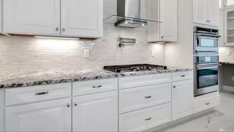 Kitchen - 12243 White Blossom Ct, Parrish, FL 34219 photo 2 of 8