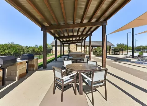202 Drawbridge Dr, Georgetown, TX 78633 photo 12