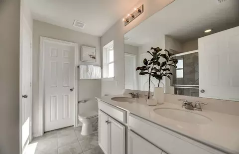 Bath - 6509 Adderly Rd, Pilot Point, TX 76258 photo 2 of 2