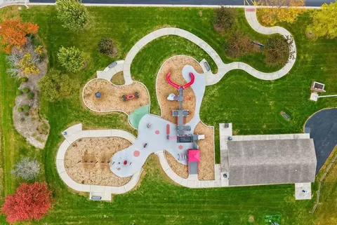 View/Area - 2642 Matoon Dr, New Lenox, IL 60451 photo 3 of 5