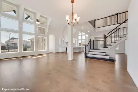 Living - 1906 Skip Ave, Irving, TX 75062 photo 5 of 8