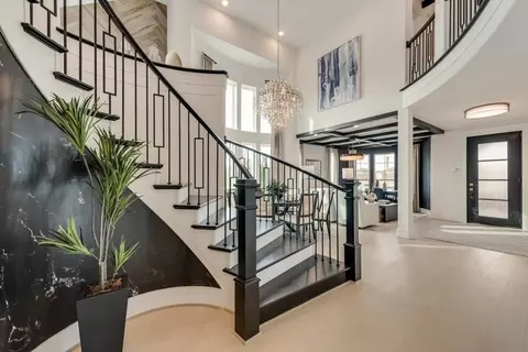 Entry Way - 1906 Skip Ave, Irving, TX 75062 photo 3 of 3