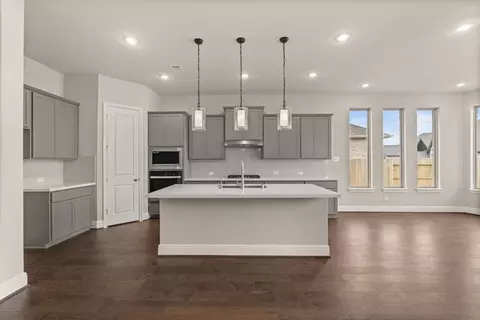 Kitchen - 32110 Pond Pine Ct, Spring, TX 77386 photo 4 of 4