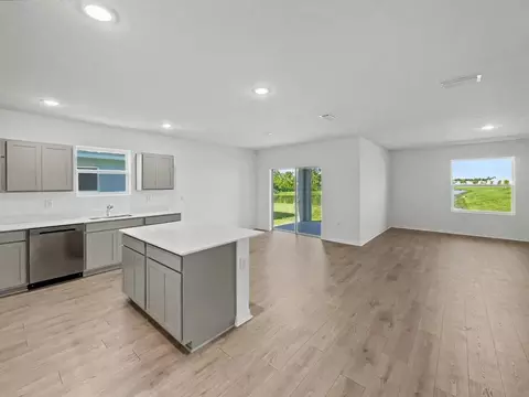 Kitchen - 13249 Sassafras Trl, Parrish, FL 34219 photo 1 of 3