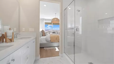 Bath - 27592 Prarie Way, Valencia, CA 91381 photo 2 of 7