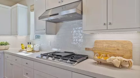Kitchen - 27592 Prarie Way, Valencia, CA 91381 photo 3 of 5