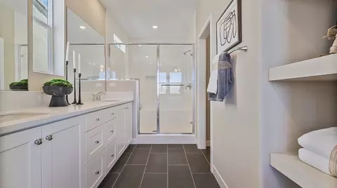 Bath - 27592 Prarie Way, Valencia, CA 91381 photo 6 of 7
