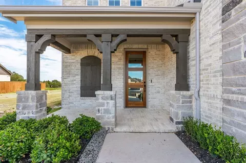 Exterior - 4861 Rolling Range Ln, Midlothian, TX 76065 photo 3 of 5