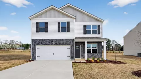 34 Discovery Way, Spring Lake, NC 28390