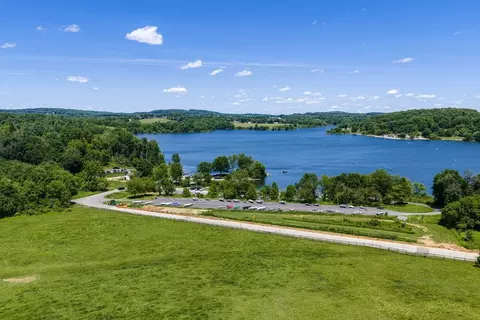 View/Area - 805 Marshall Rd, Glenmoore, PA 19343 photo 13 of 19