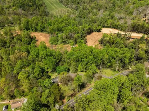 View/Area - 805 Marshall Rd, Glenmoore, PA 19343 photo 4 of 19