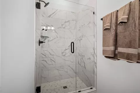 Bath - 520 W Foxrun #LOT 32, Springfield, TN 37172 photo 6 of 7