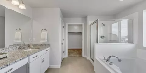 Bath - 2941 S 2425 W, Syracuse, UT 84075 photo 1 of 4