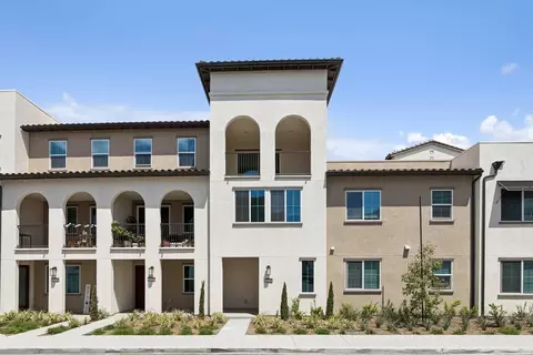 8444 Snapdragon Ln, Chino, CA 91708