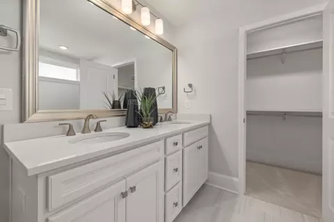 Bath - 3109 Warhouse Rd, Willow Spring, NC 27592 photo 2 of 4