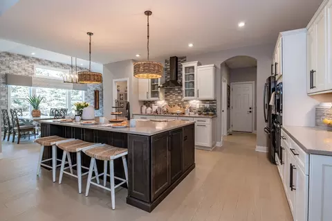 Kitchen - 2705 Buckridge Dr, Cincinnati, OH 45233 photo 6 of 14