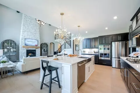 Kitchen - 2705 Buckridge Dr, Cincinnati, OH 45233 photo 4 of 14