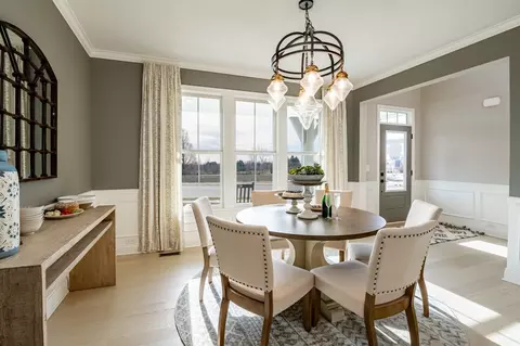 Dining - 2705 Buckridge Dr, Cincinnati, OH 45233 photo 3 of 11