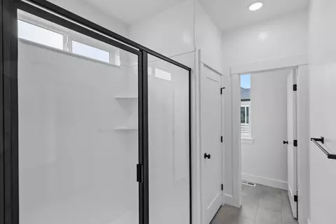 Entry Way - 594 N 275 E, Providence, UT 84332 photo 7 of 9