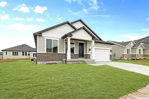 Exterior - 594 N 275 E, Providence, UT 84332 photo 4 of 20