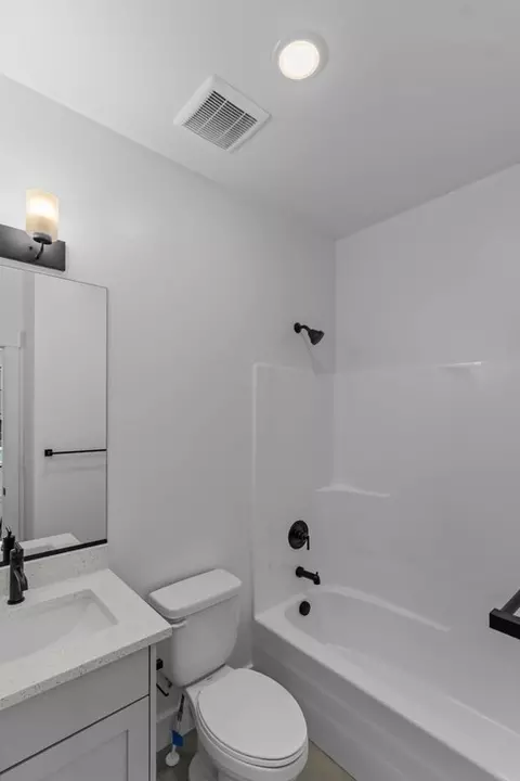 Bath - 594 N 275 E, Providence, UT 84332 photo 1 of 4