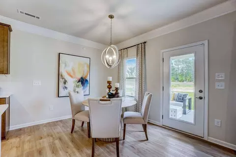 Dining - Quinelle Drive, Perry, GA 31069 photo 3 of 13