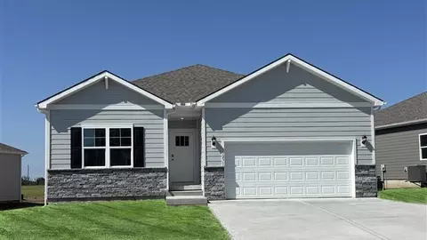 25231 W 177th Ter, Gardner, KS 66030