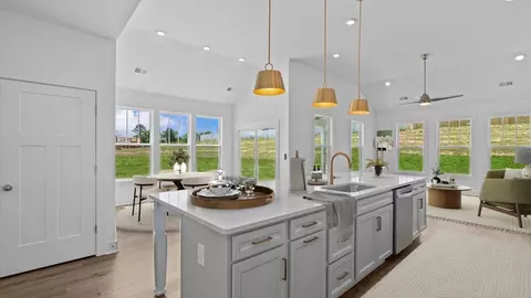 Kitchen - 110 Mossend St, Woodruff, SC 29388 photo 5 of 9