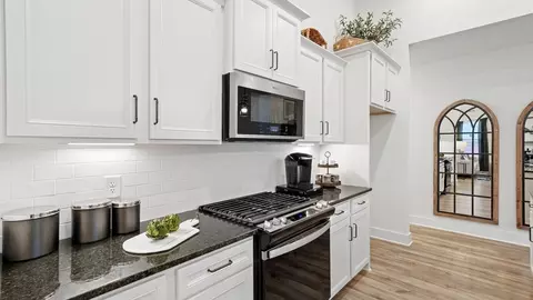 Kitchen - 110 Mossend St, Woodruff, SC 29388 photo 3 of 9