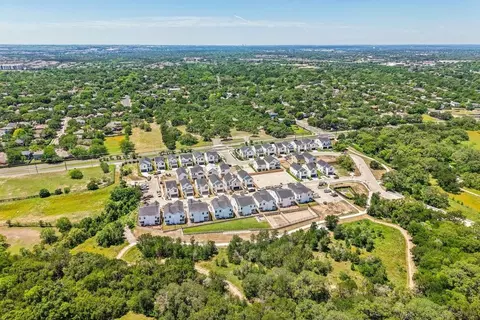 View/Area - 1402 Rambling Rose Rd, Austin, TX 78745 photo 3 of 4