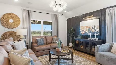 Living - 2719 Echinacea Path, Converse, TX 78109 photo 2 of 9