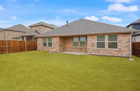 Exterior - 4705 Buttonbush Dr, Venus, TX 76084 photo 4 of 6