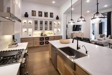 Kitchen - 6 Creeks 70s, Kyle, TX 78640 photo 6 of 8