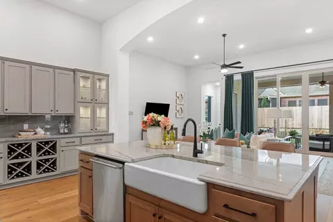Kitchen - 317 Vale Run, Kyle, TX 78640 photo 5 of 6