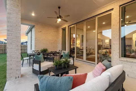 Exterior - 317 Vale Run, Kyle, TX 78640 photo 5 of 9