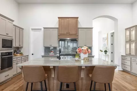 Kitchen - 317 Vale Run, Kyle, TX 78640 photo 2 of 6