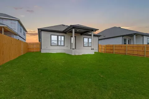 Exterior - 144 Wind Hl, Jarrell, TX 76537 photo 4 of 4